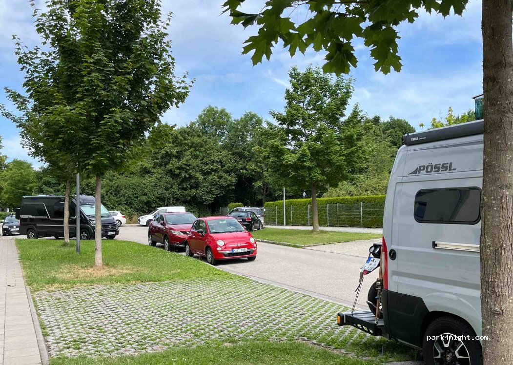 (81671) München - 4 Vinzenz-von-Paul-Straße — foto