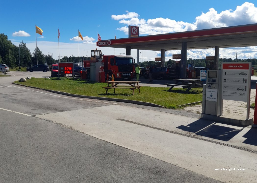 (806 28) Gävle - 25 Johanneslötsvägen — foto
