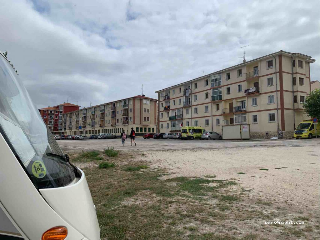 (09500) Medina de Pomar - 5 Calle Ferial — foto