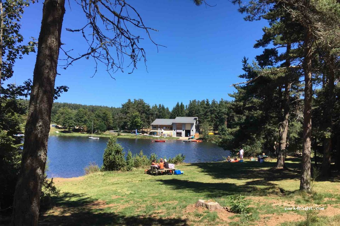 Camping du Lac de Devesset — foto 2