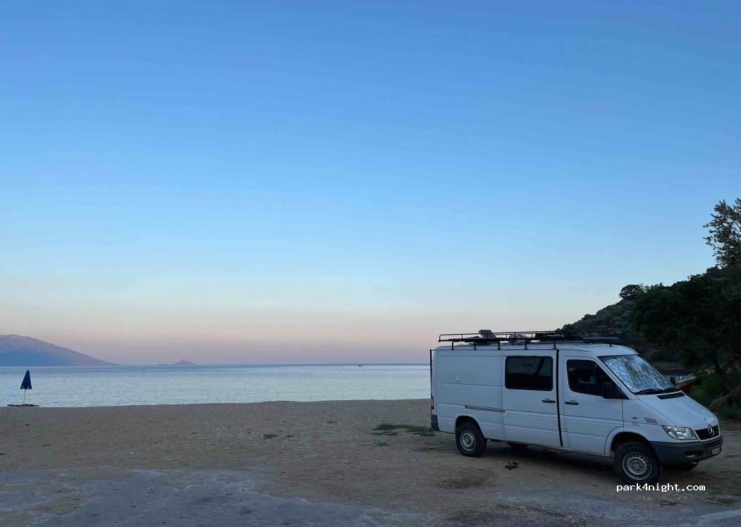 (831 02) Limnionas - Unnamed Road — foto