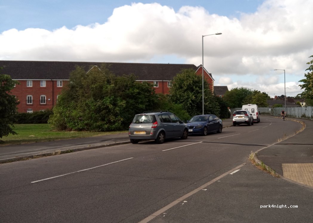(ST17 4FD) Stafford - 17 Ranshaw Drive — foto
