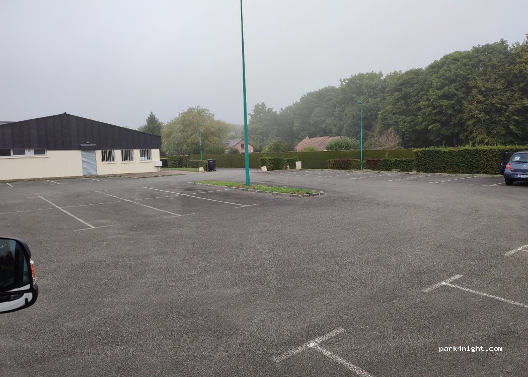 (27380) Vandrimare - 1-11 Rue des Sports — foto