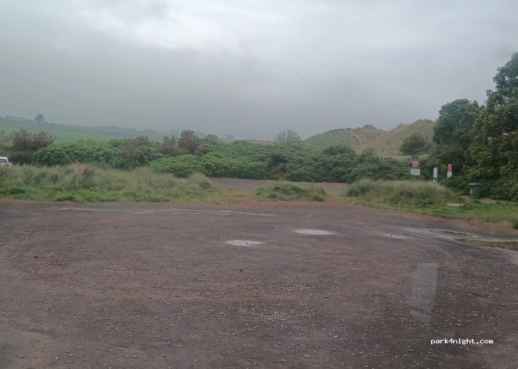 (DD11 5ST) Arbroath - Unnamed Road — foto 2