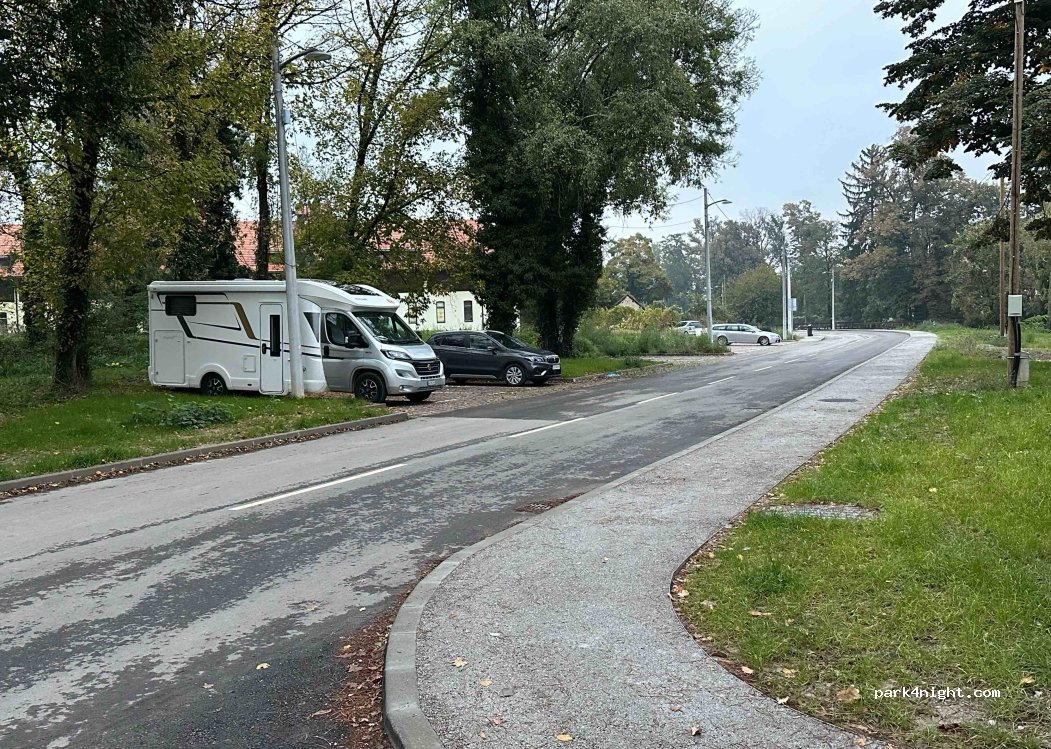 (10000) Zagreb - 10 Ulica Fakultetsko dobro — foto 2