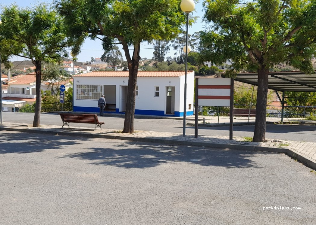 (7670-613) Santana Da Serra - 6 Acesso a En 264 — foto