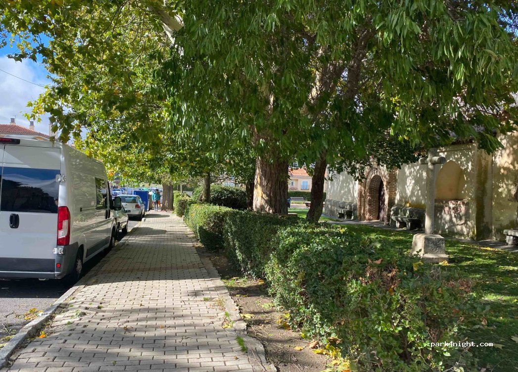 (05005) Ávila - 11 Paseo Santa María de la Cabeza — foto 4