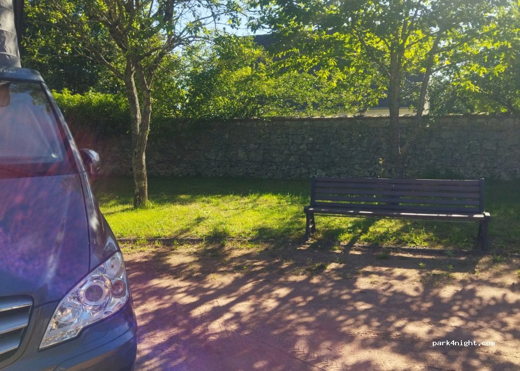 (18500) Sainte-Thorette - 2 Route de Mehun — foto