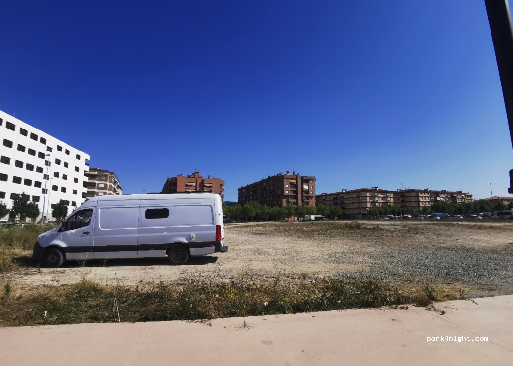 (31015) Pamplona - 8 Avenida Corella — foto 3
