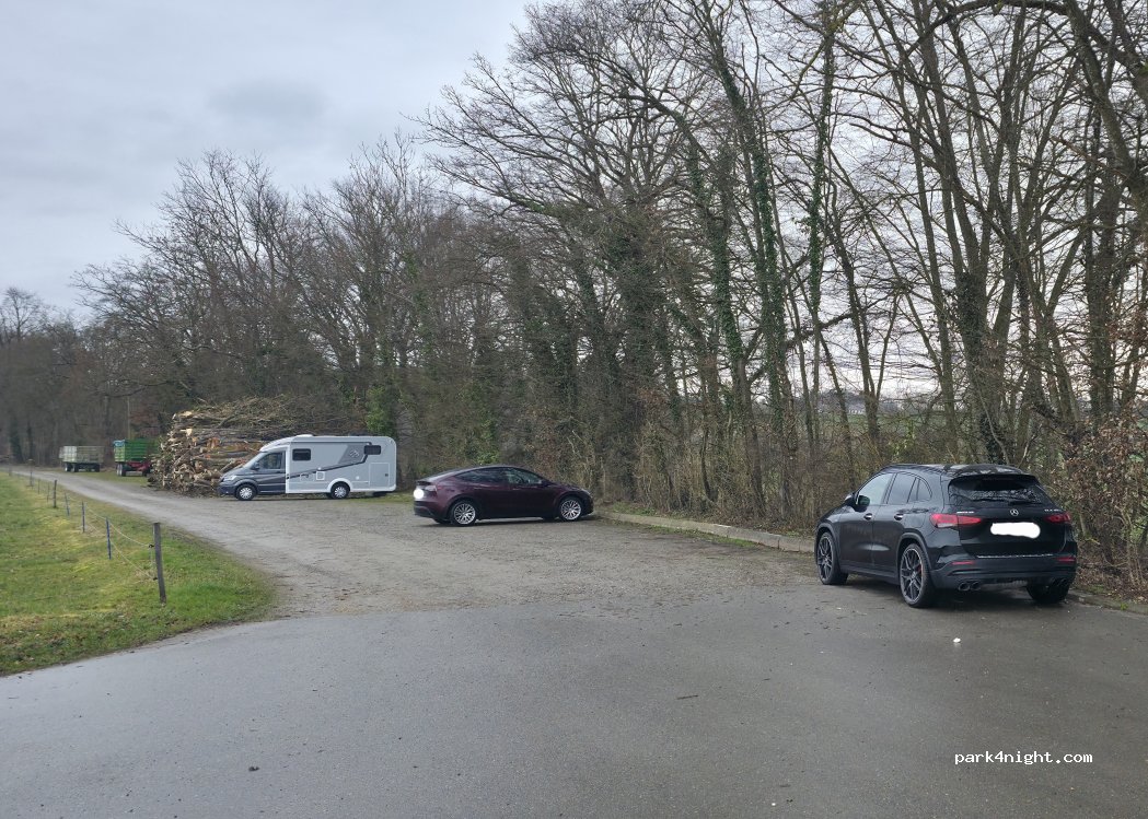 (8452) Adlikon - 1-7 Thurstrasse — foto 3