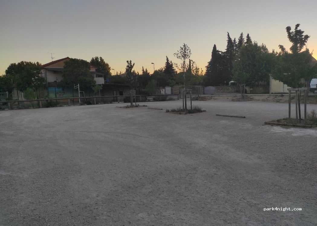 (84800) L'Isle-sur-la-Sorgue - 2005 Route de Cavaillon — foto