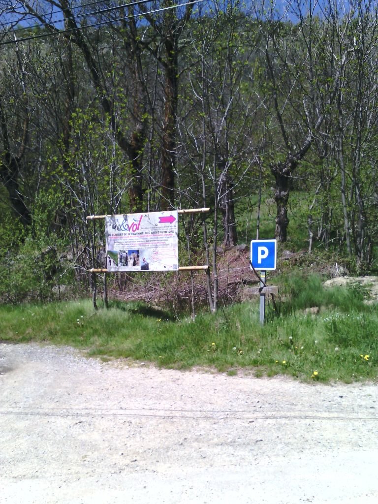 (66760) Angoustrine-Villeneuve-des-Escaldes - Chute du Pla des Aveillans — foto