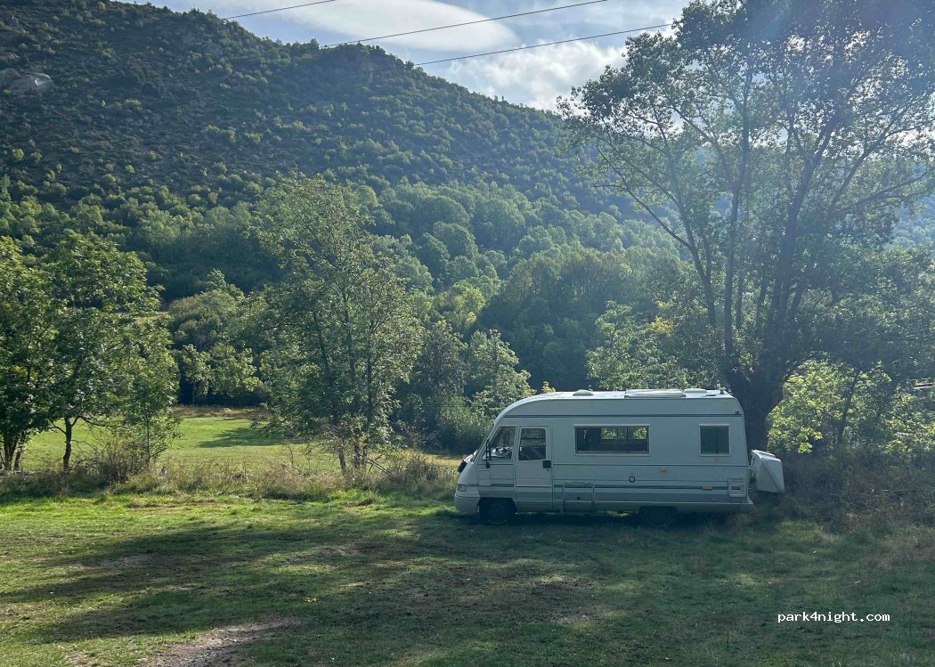 (66760) Angoustrine-Villeneuve-des-Escaldes - Chute du Pla des Aveillans — foto 4