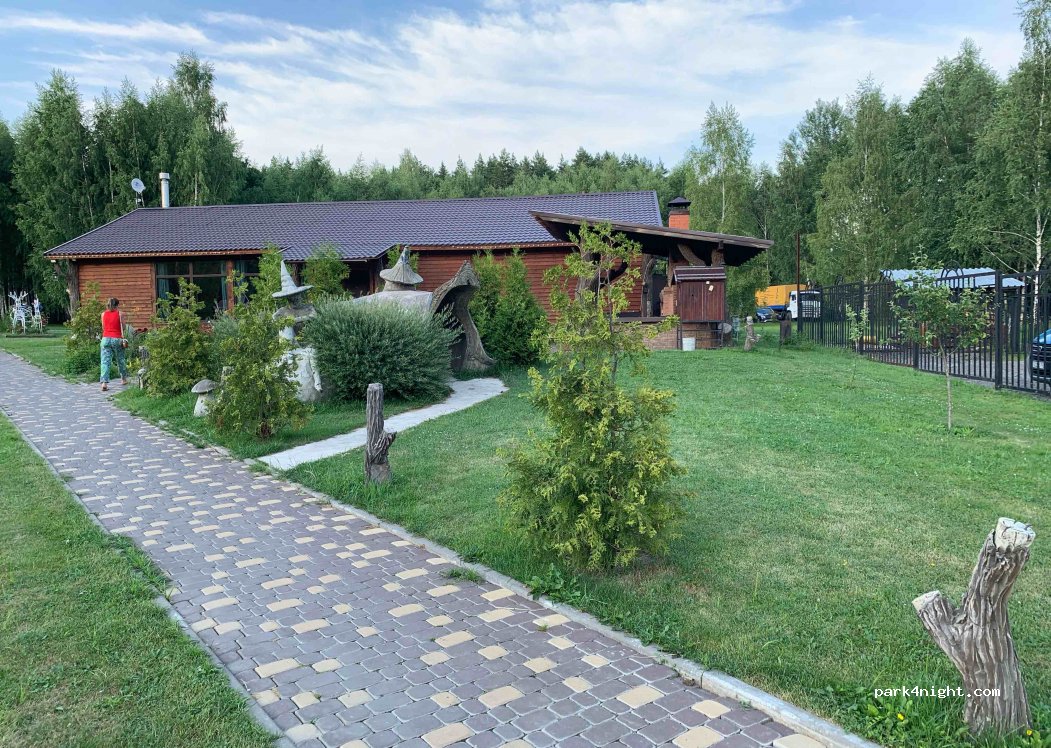 (142820) Ugolek - — foto