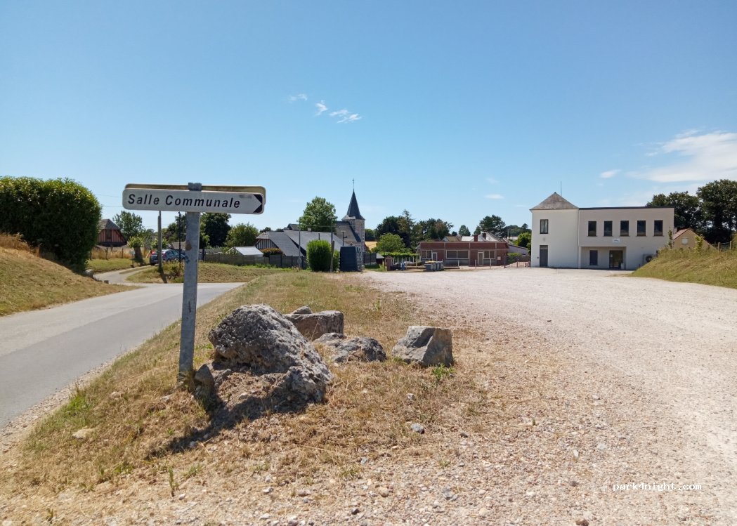 (76110) Saint-Sauveur-d'Émalleville - 3 Route des 4 Fermes — foto 3