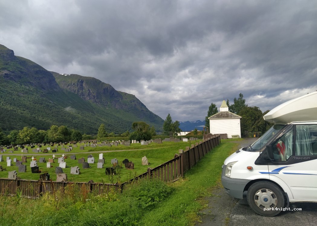 (6320) Isfjorden - 121 Hensvegen — foto 4