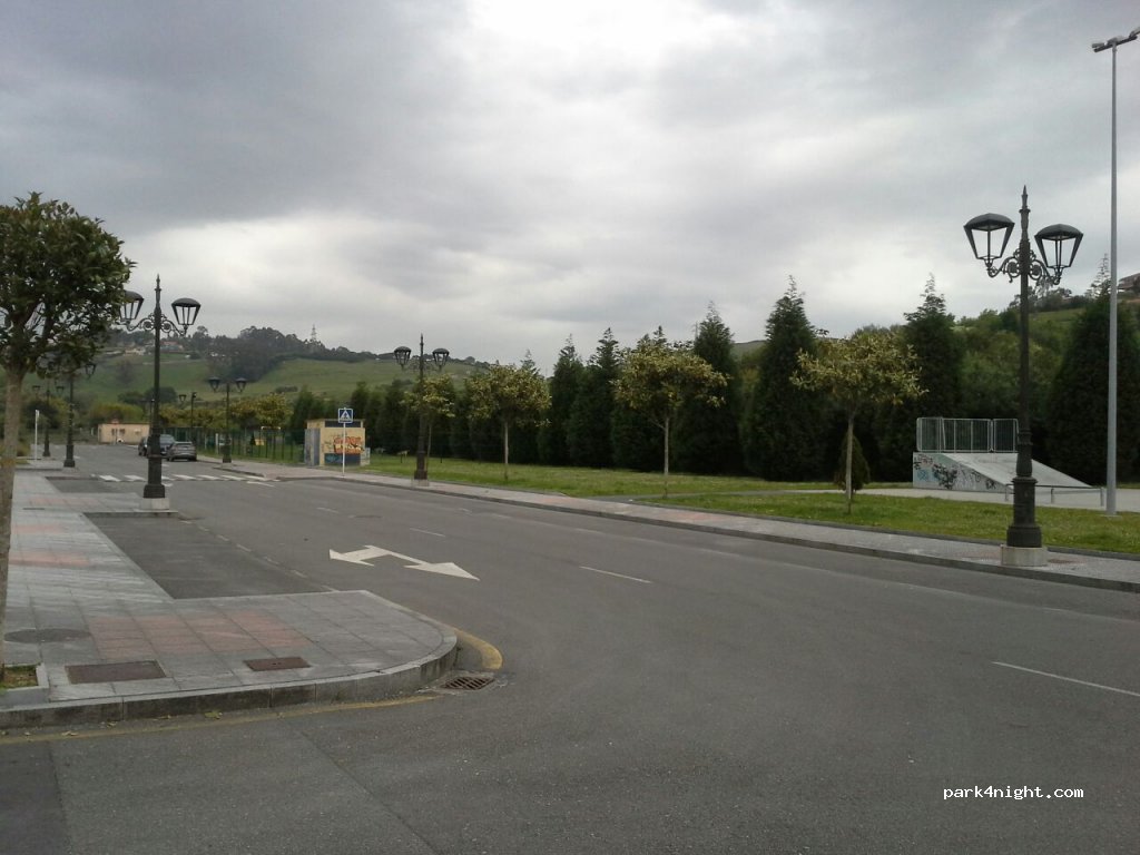 (33690) Lugo de Llanera - 13 Calle S — foto 2