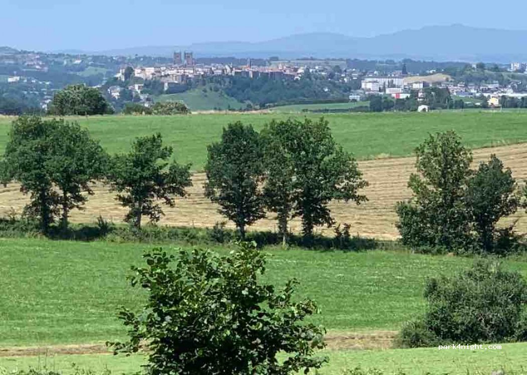 (15100) Saint-Georges - Les Claches, 11 bis Puech de Jourde — foto