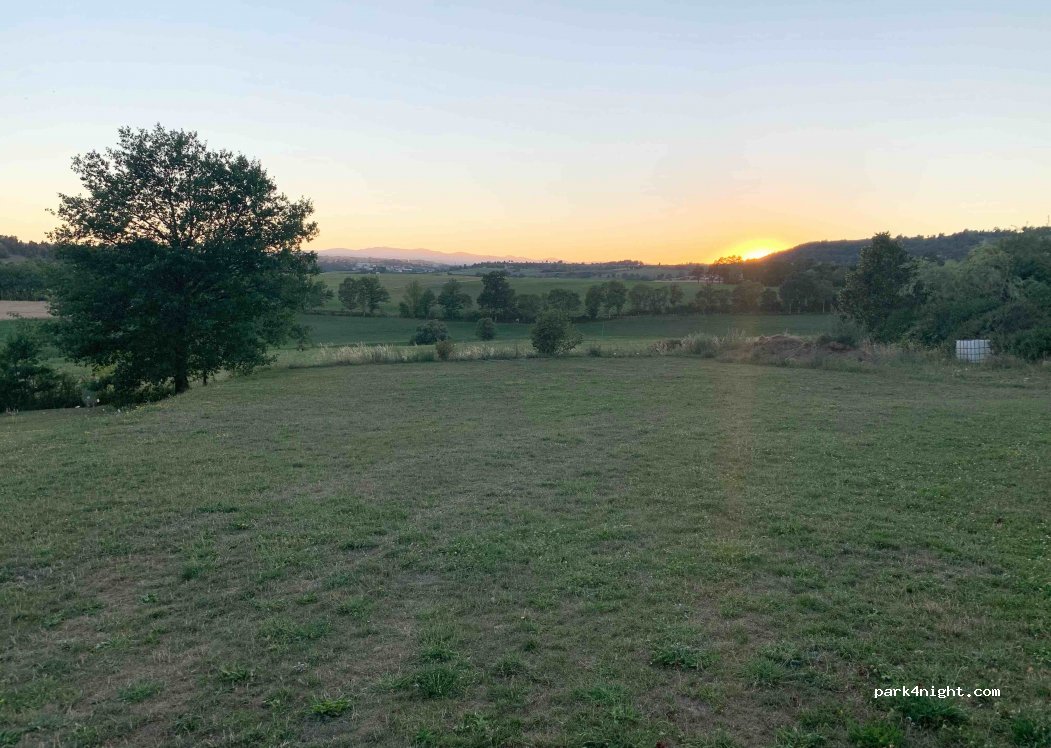 (15100) Saint-Georges - Les Claches, 11 bis Puech de Jourde — foto 3