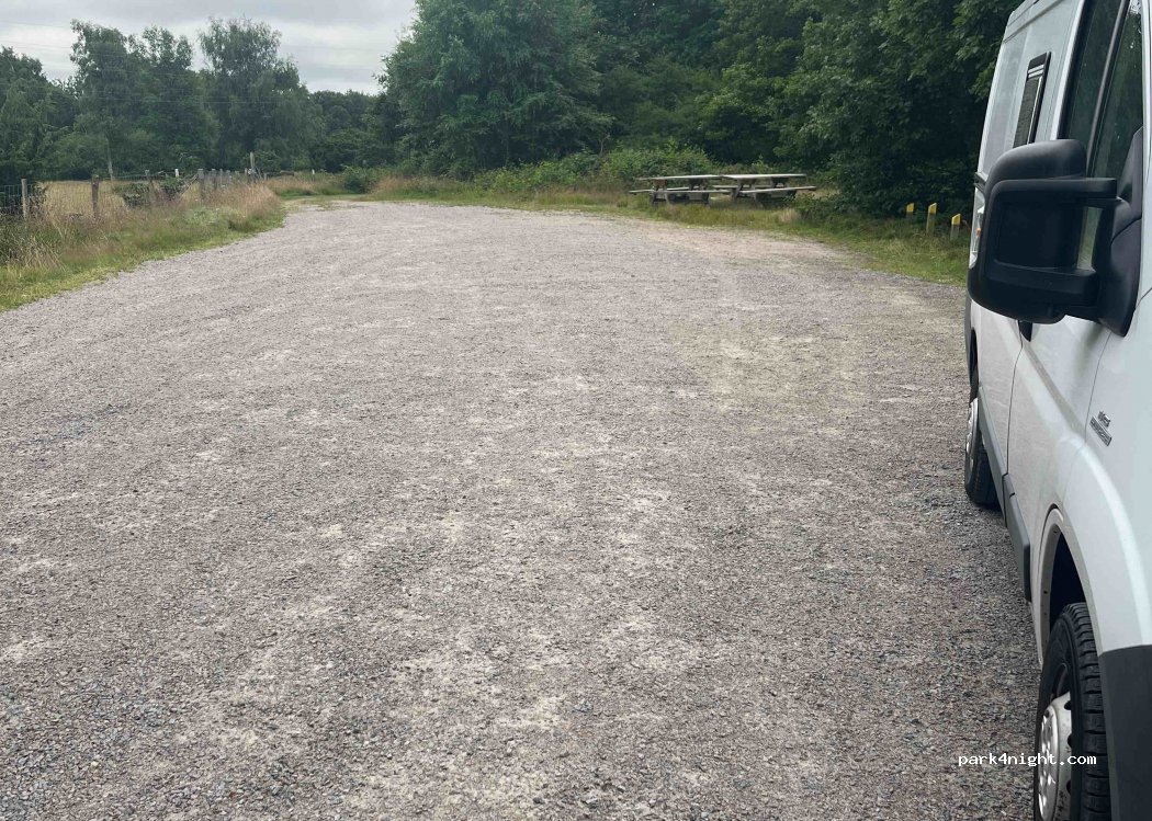 (311 69) Slöinge - Unnamed Road — foto
