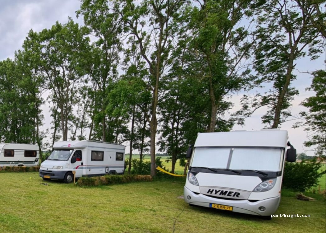 Camperplaats Pontdyk Boornzwaag — foto