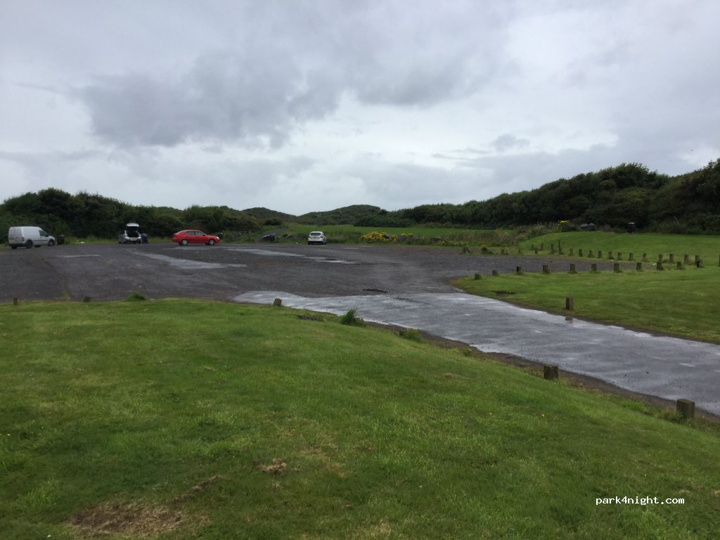 (KA12 8LR) Irvine - Unnamed Road — foto