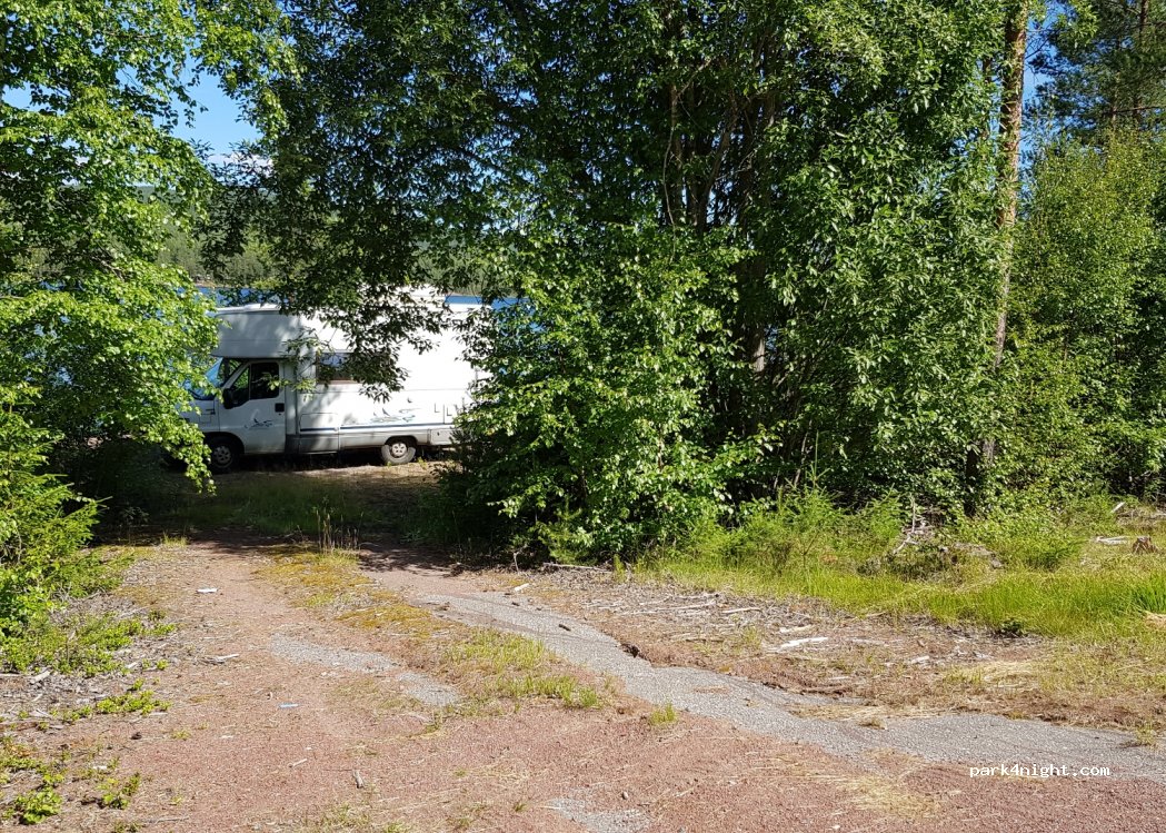 (796 99) Trängslet - — foto