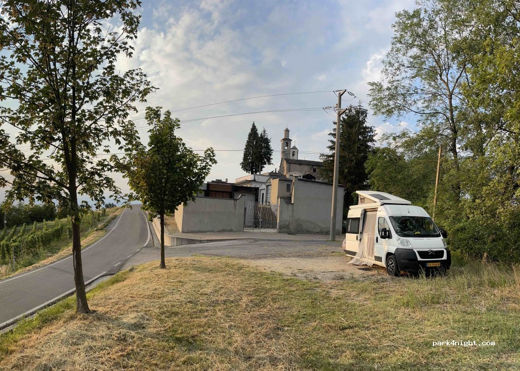 (12060) Rocca Cigliè - 42 SP126 — foto
