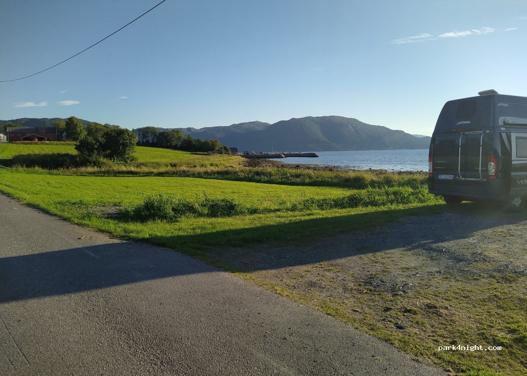 (6680) Halsa - 6 Sekundær Fylkesveg 351 — foto
