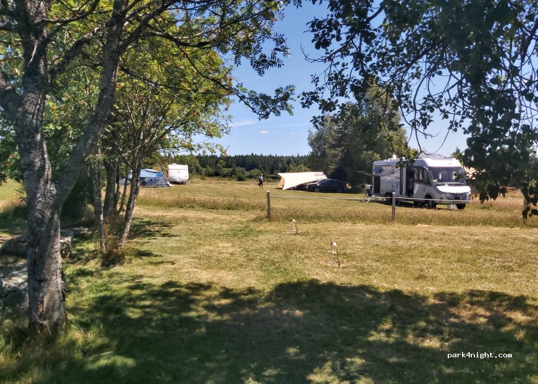 Gîtes & mini-camping Les Deux Frères — foto
