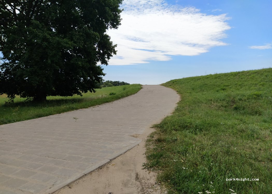 (87-100) Toruń - — foto 2