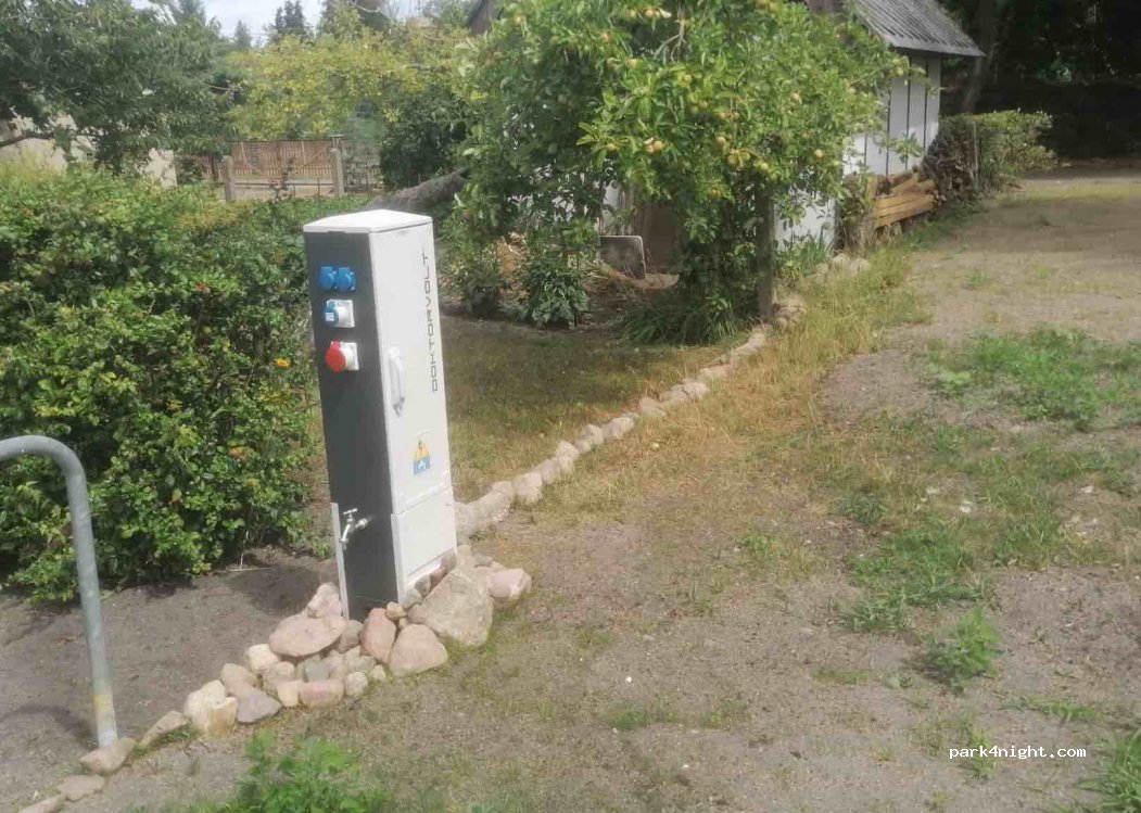 Tinyhof Welzow | Stellplätze und Tiny Homes — foto 2