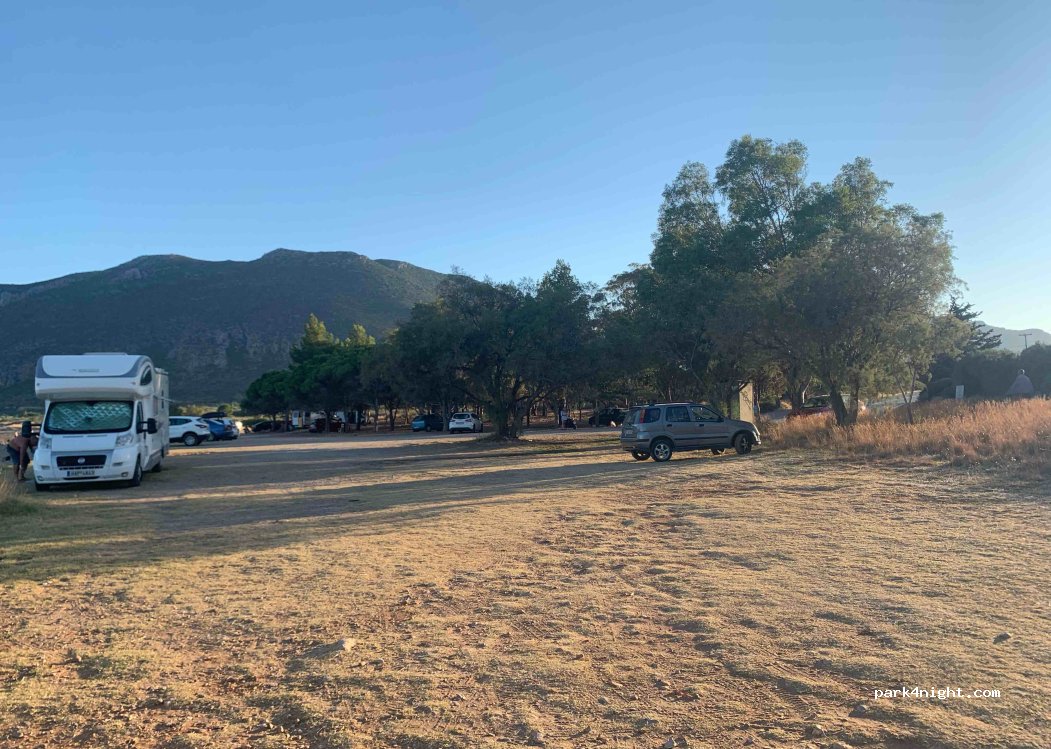 (230 70) Monemvasia - Unnamed Road — foto 2