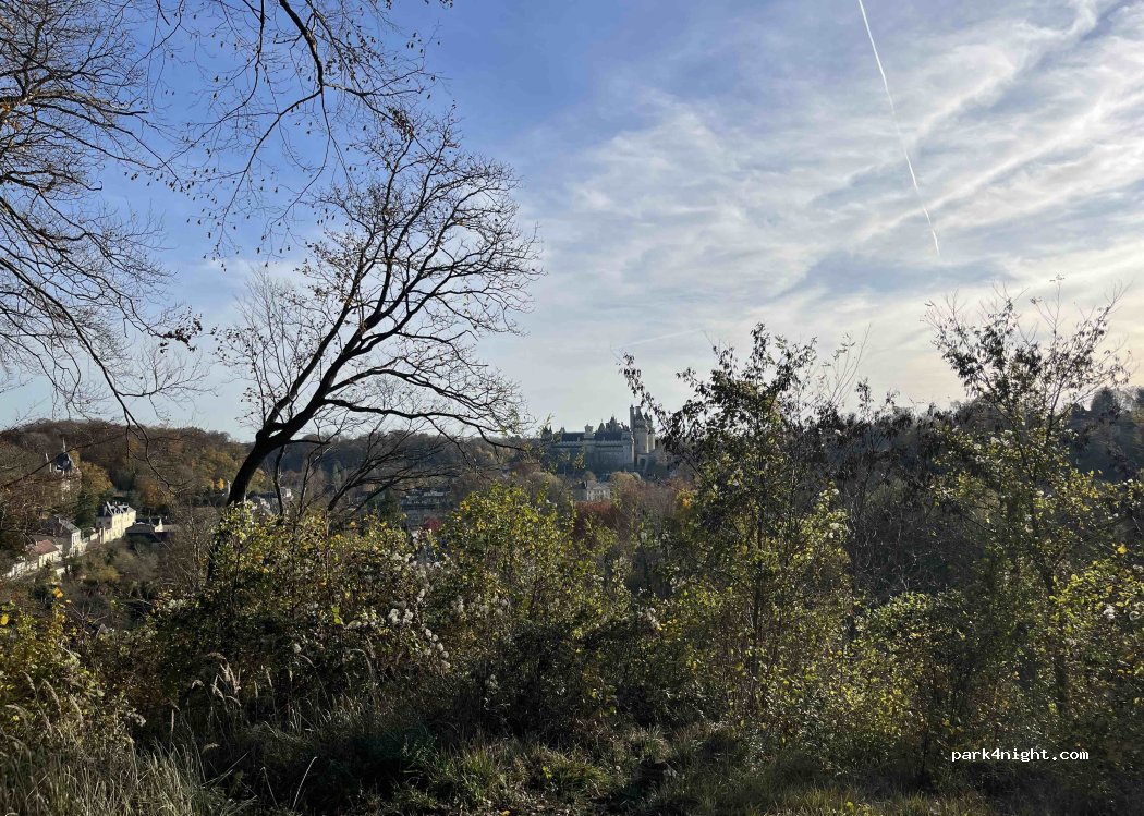 (60350) Pierrefonds - 1 Sentier de la Fontaine Vannière — foto 4