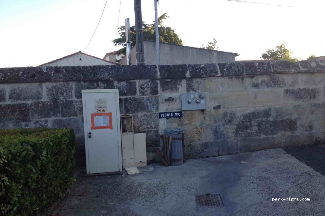 (16440) Nersac - 1-5 Rue de la Foucaudie — foto 3