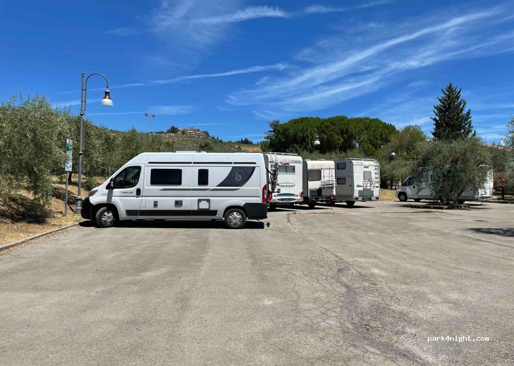 (53013) Monti - 11 Strada Provinciale 114/B — foto