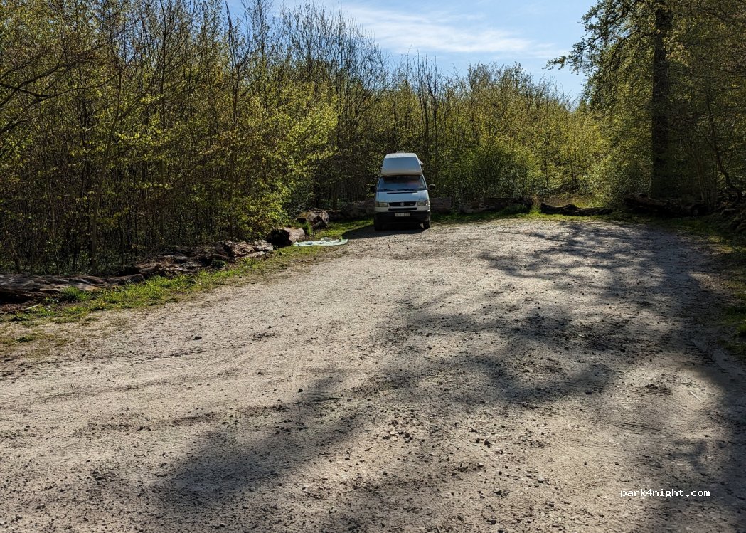 (240 35) Harlösa - Unnamed Road — foto 2