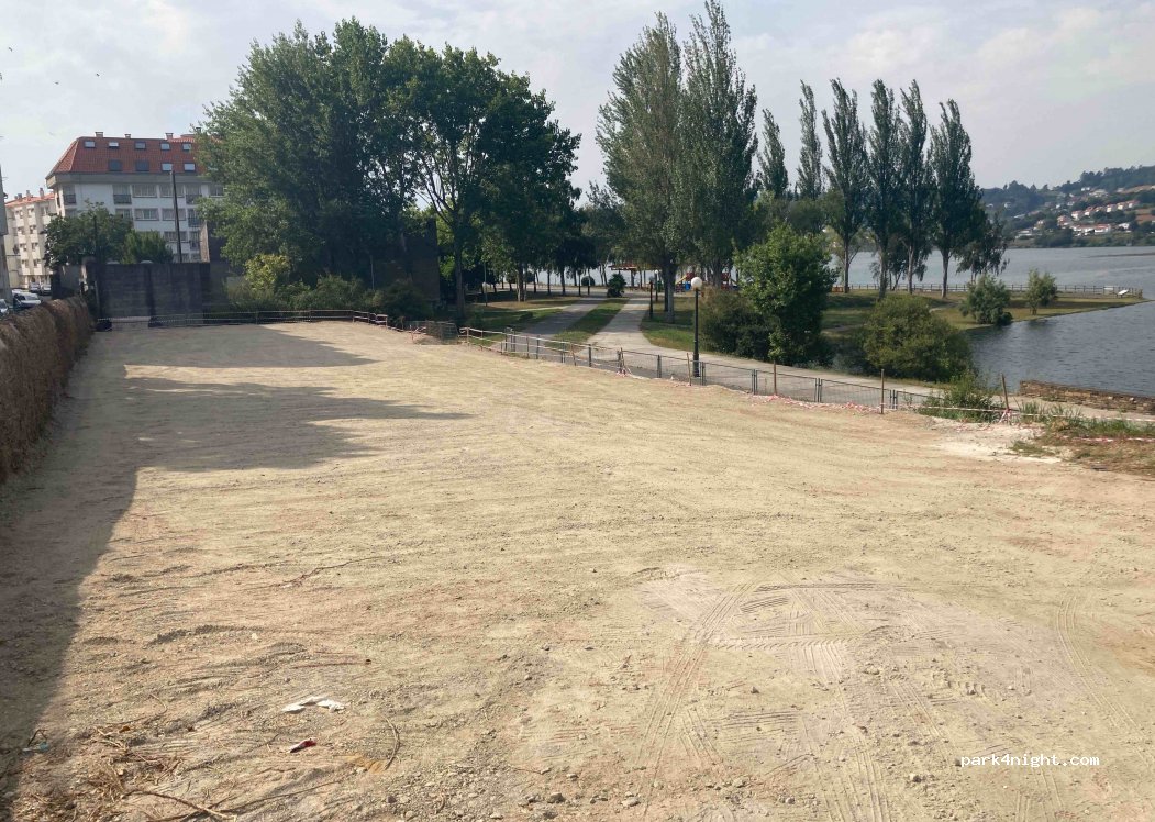 (15614) Pontedeume - 35 Avenida Ricardo Sánchez — foto 3