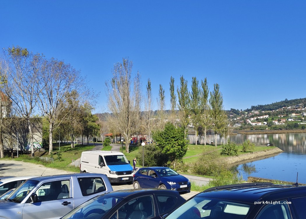 (15614) Pontedeume - 35 Avenida Ricardo Sánchez — foto 5