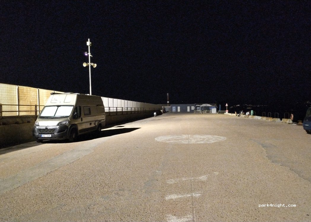 (07020) Golfo Aranci - 4 Piazzetta dei Pescatori — foto