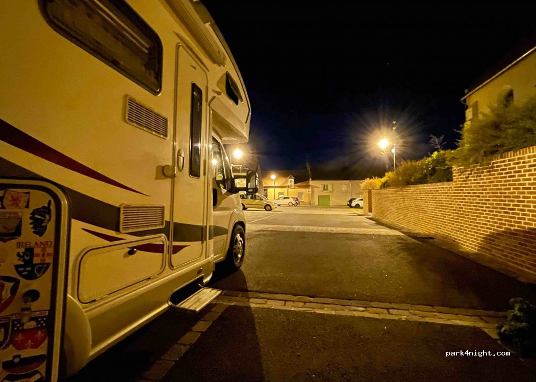 (60680) Canly - 2 Rue de Jonquières — foto