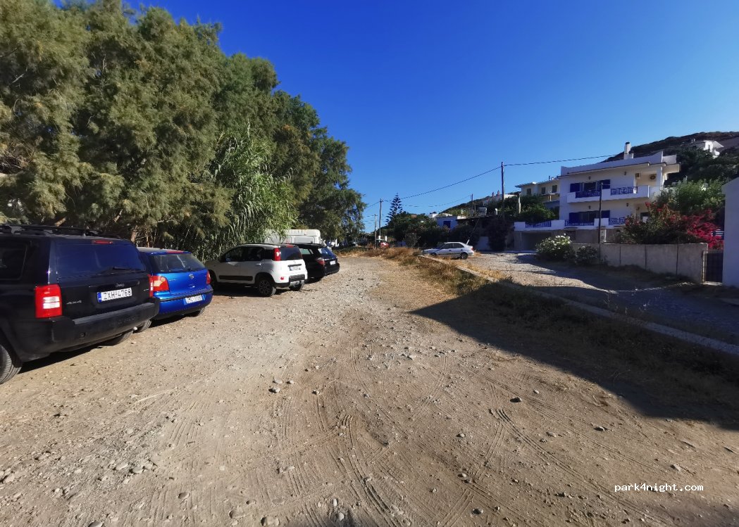 (833 00) Fanari - Unnamed Road — foto