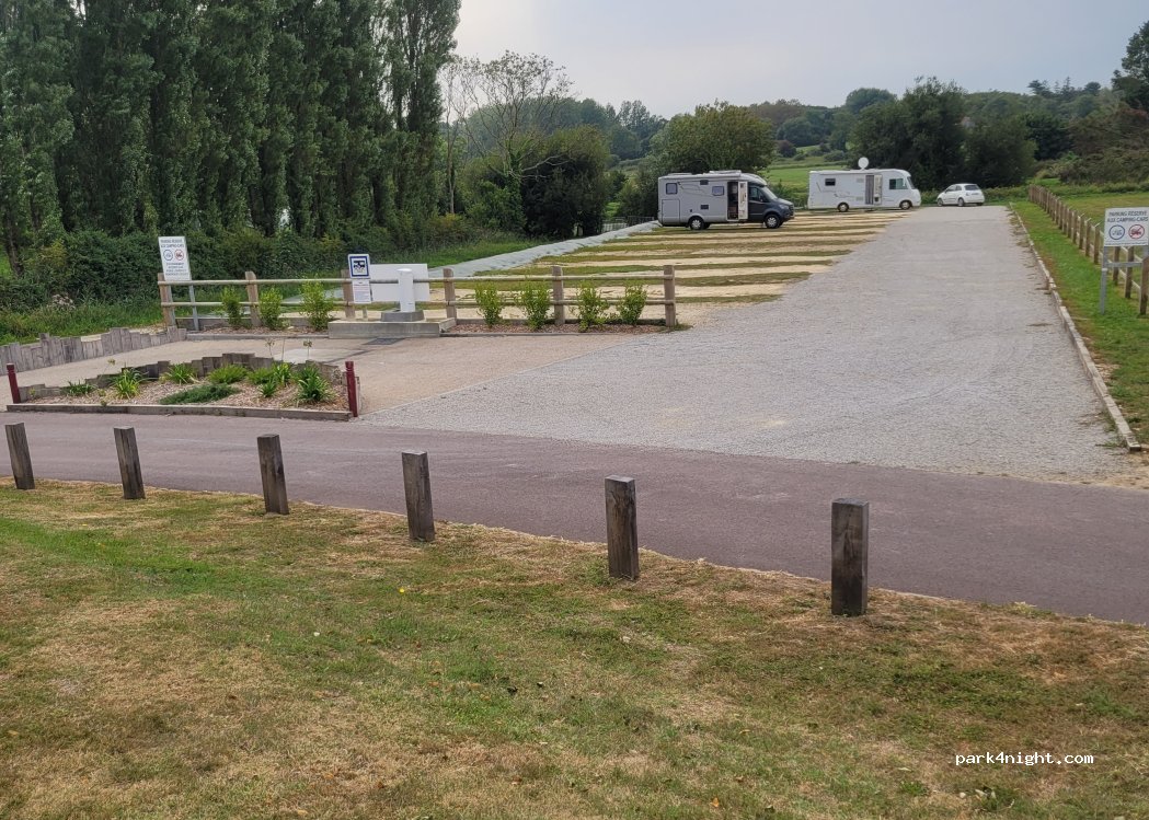 (50580) Port-Bail-sur-Mer - 46 Le Bourg — foto 4