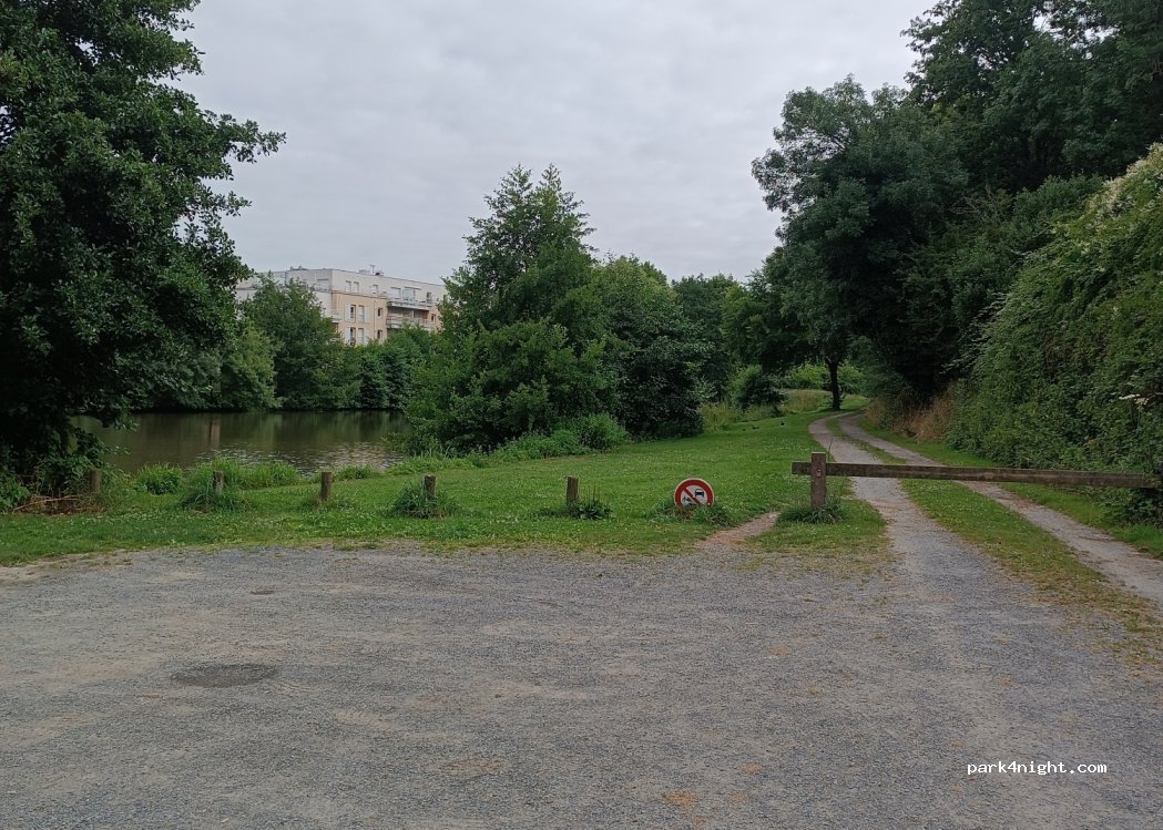 (44430) Le Loroux-Bottereau - 40 Route de Landemont — foto 4