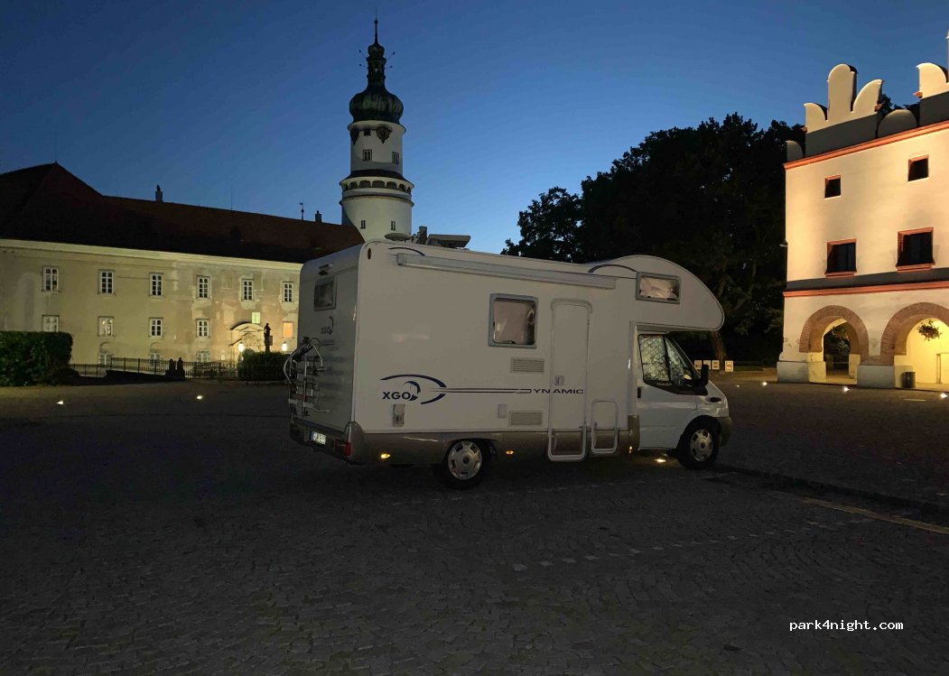 (549 01) Nové Město nad Metují - 1203 Husovo náměstí — foto 2