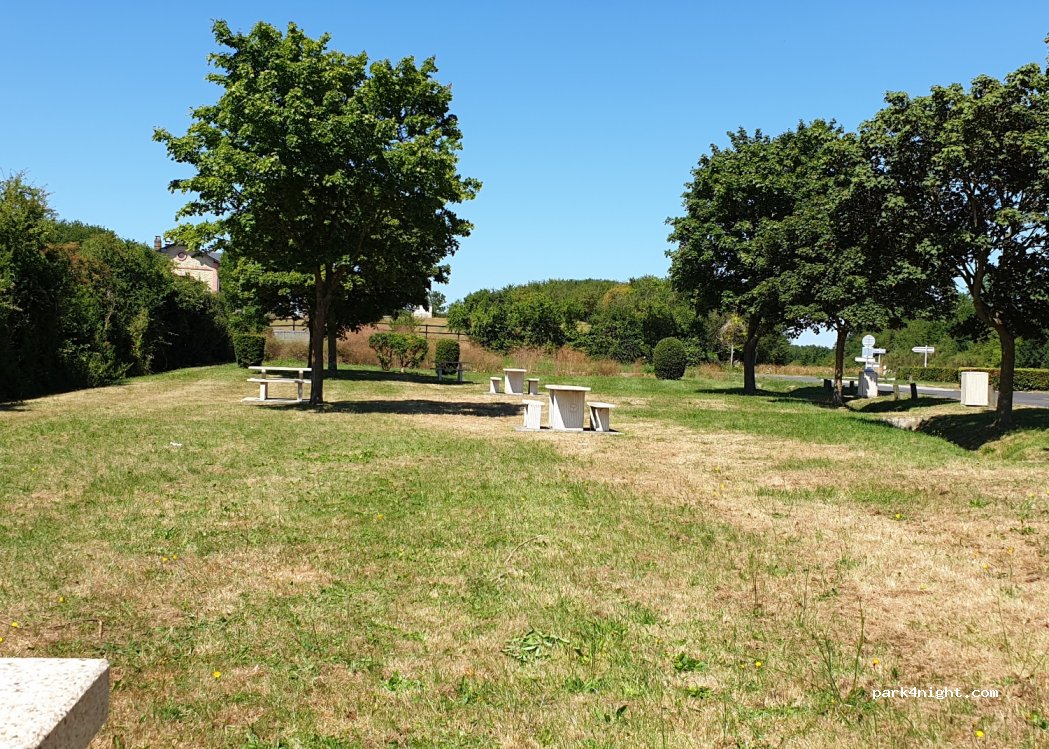 (14160) Périers-en-Auge - 62 Le Lieu Thil — foto