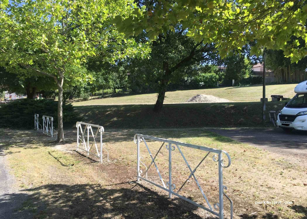 (16190) Juignac - 18 D142 — foto 2