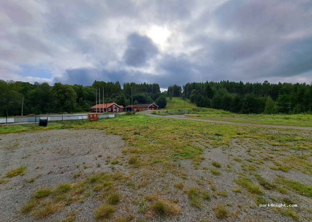 (696 76) Zinkgruvan - 53 Knallavägen — foto 3