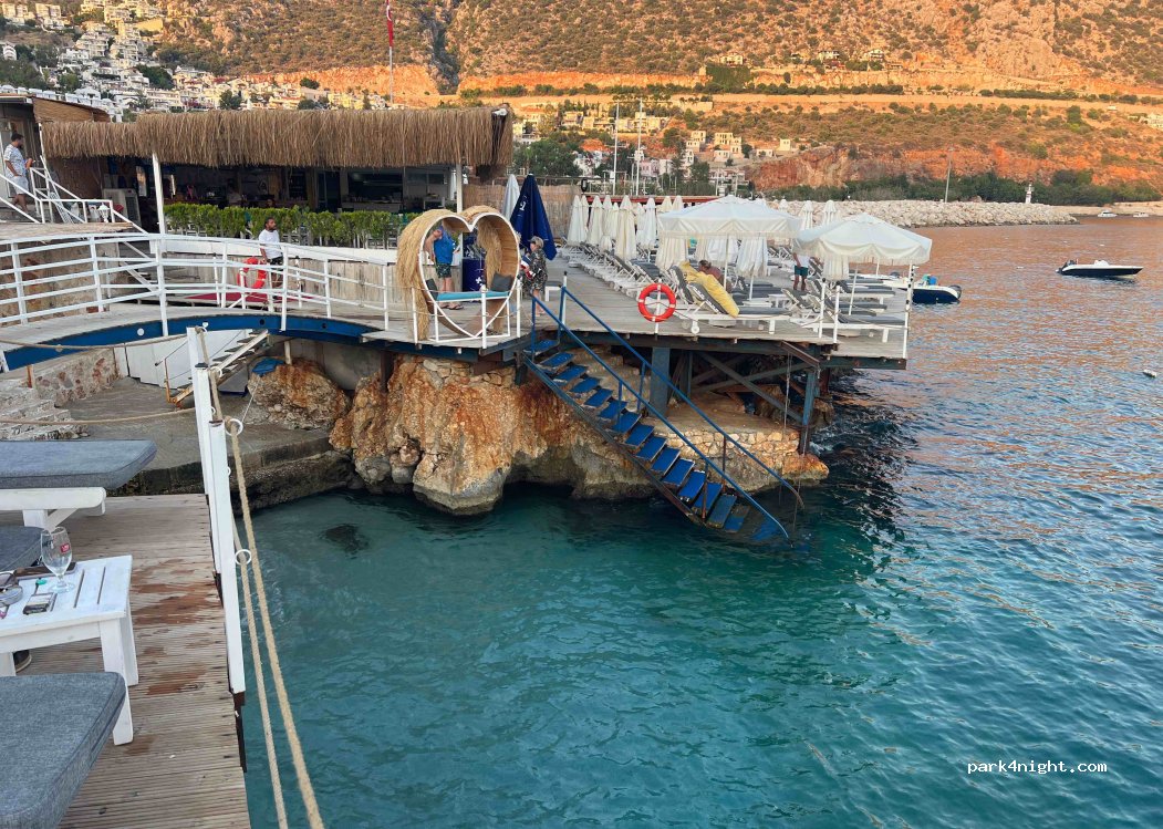 (07580) Kaş - 14 İskele Sokak — foto