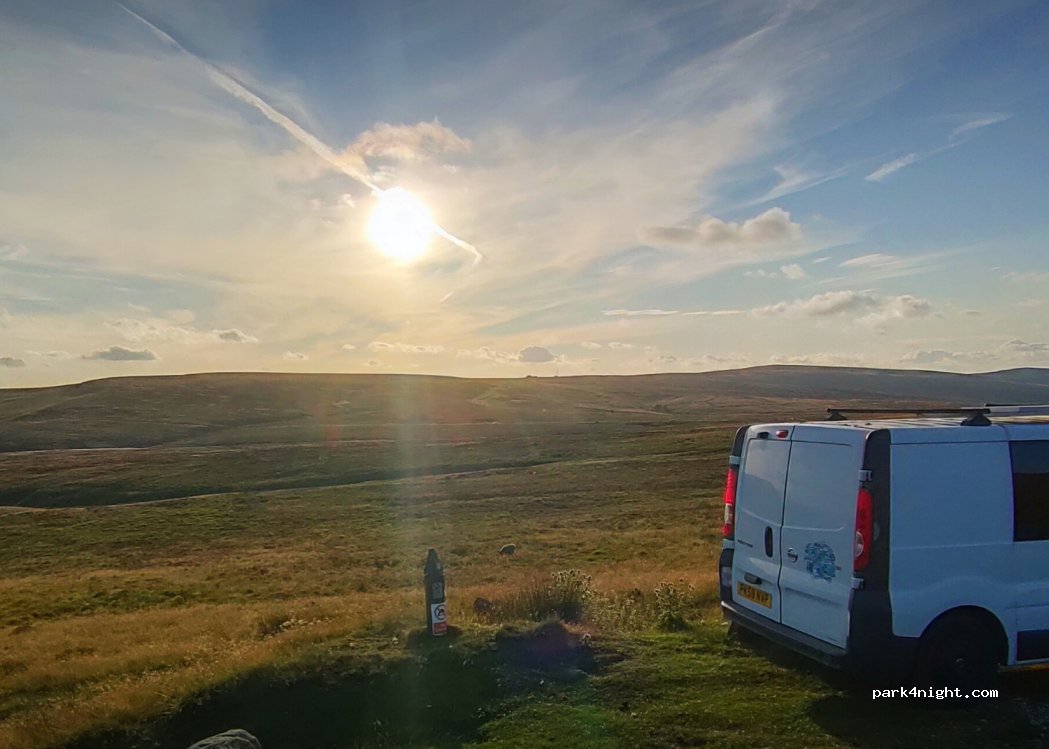 (SK17 6UJ) Buxton - Unnamed Road — foto